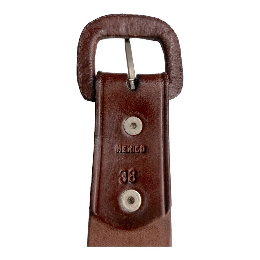 Aztec Embossed Oil
Tan Leather Belt
Brown - Cinto de Piel size 38 - Picture 5 of 12
